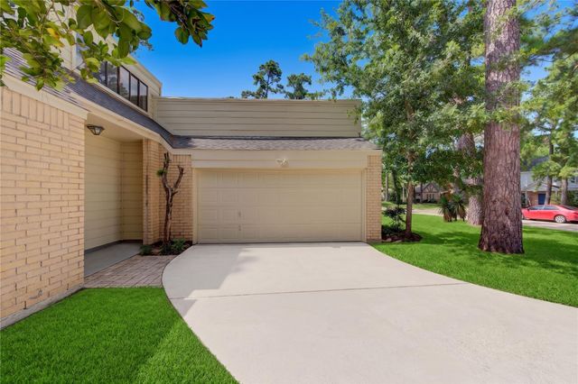 25027 Barmby Drive, Spring, TX 77389