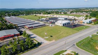 2569 E Robinson Avenue, Springdale, AR 72764