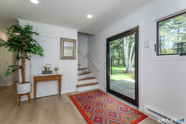 94 Washinee Heights Road, Salisbury, CT 06068