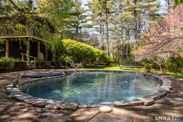 94 Washinee Heights Road, Salisbury, CT 06068