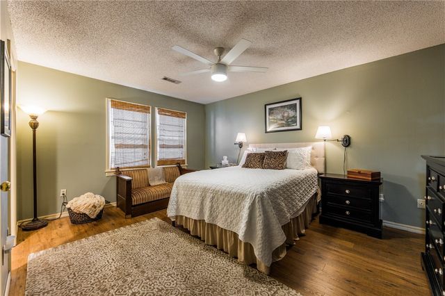 1360 E Masonic Drive, Fayetteville, AR 72703