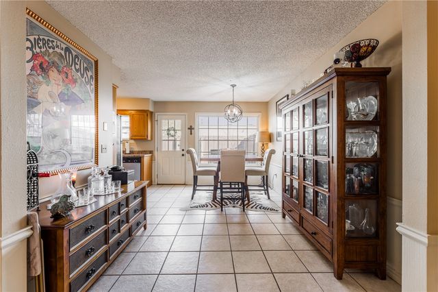 1360 E Masonic Drive, Fayetteville, AR 72703