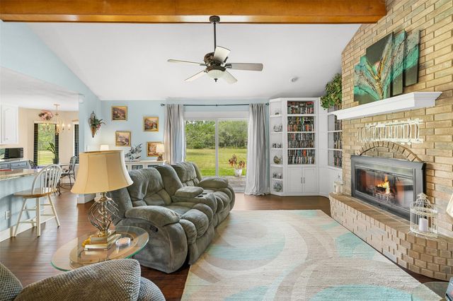 3278 County Road 205, Giddings, TX 78942