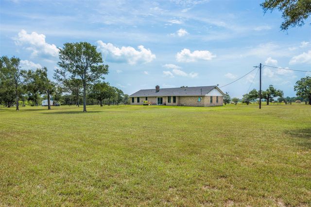 3278 County Road 205, Giddings, TX 78942