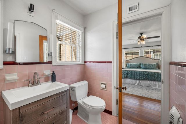 36 Cedar Lawn Circle, Galveston, TX 77551