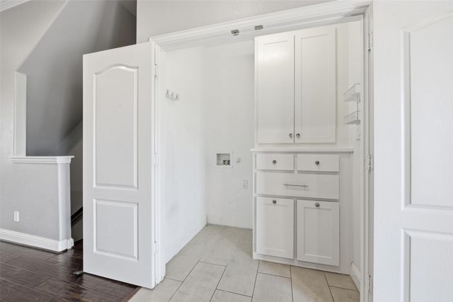 722 E 1st Street, Fort Worth, TX 76102