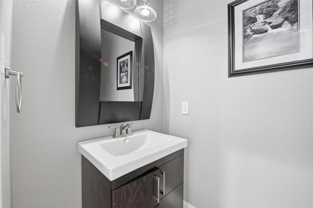 722 E 1st Street, Fort Worth, TX 76102