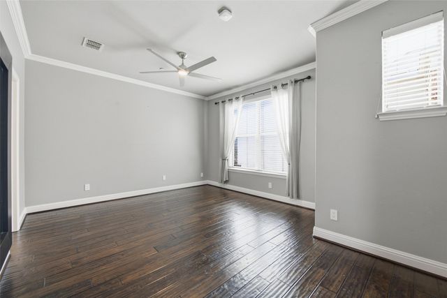 722 E 1st Street, Fort Worth, TX 76102