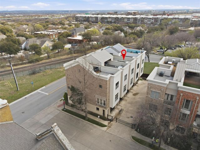 722 E 1st Street, Fort Worth, TX 76102