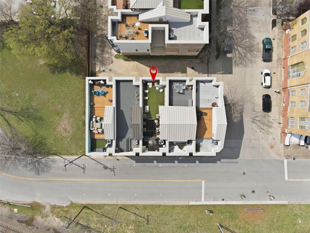 722 E 1st Street, Fort Worth, TX 76102