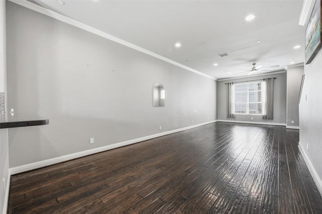 722 E 1st Street, Fort Worth, TX 76102