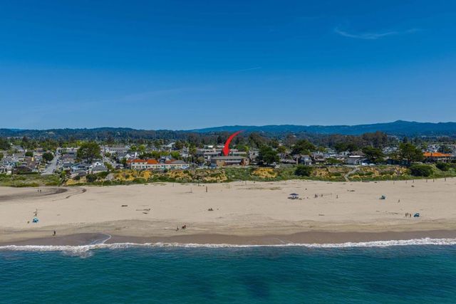 1703 E Cliff Drive, Santa Cruz, CA 95062