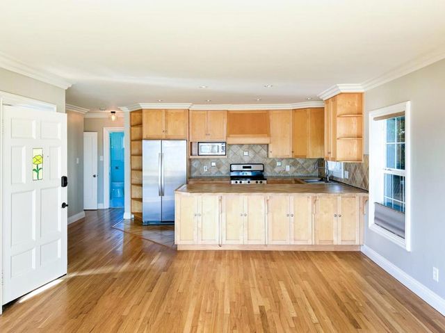 1703 E Cliff Drive, Santa Cruz, CA 95062