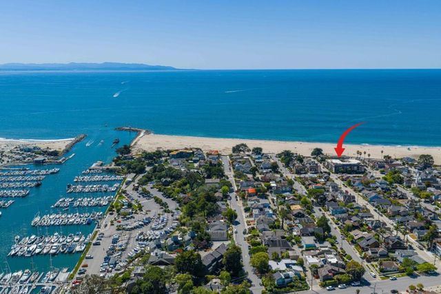 1703 E Cliff Drive, Santa Cruz, CA 95062