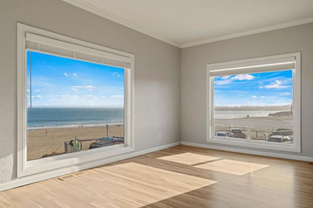 1703 E Cliff Drive, Santa Cruz, CA 95062