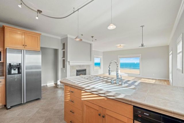 1703 E Cliff Drive, Santa Cruz, CA 95062