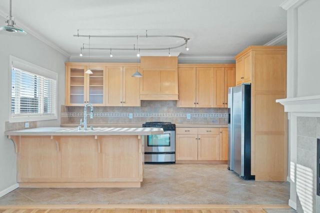 1703 E Cliff Drive, Santa Cruz, CA 95062