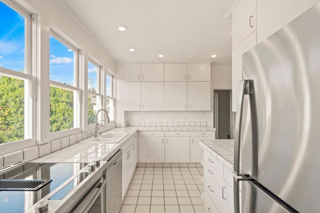 1703 E Cliff Drive, Santa Cruz, CA 95062