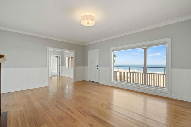 1703 E Cliff Drive, Santa Cruz, CA 95062