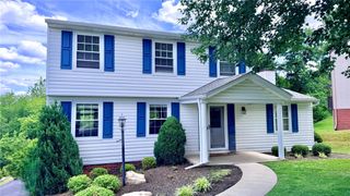 204 Glengarry Dr, Moon/crescent Twp, PA 15108