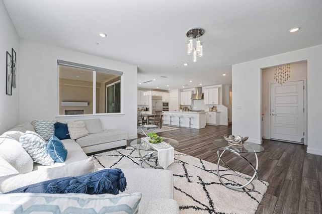4172 Eventide Ave, Sacramento, CA 95835