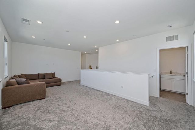 4172 Eventide Ave, Sacramento, CA 95835