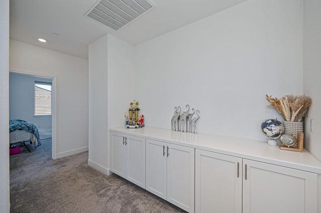 4172 Eventide Ave, Sacramento, CA 95835