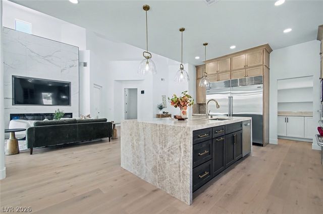 420 Pinnacle Heights Lane, Las Vegas, NV 89144