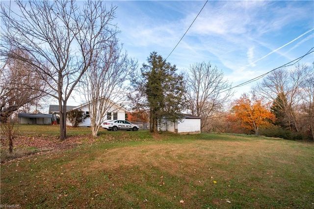 210 Little Arcadia Drive, Elkin, NC 28621