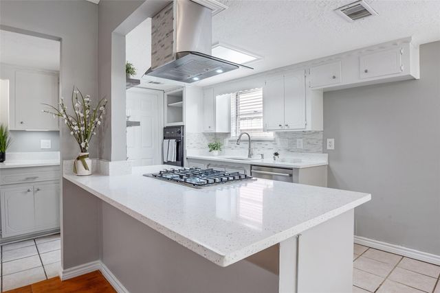 239 Blackwater Lane, Houston, TX 77015