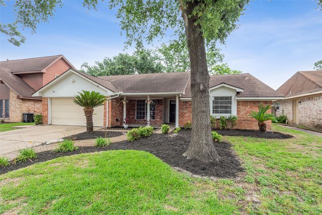 239 Blackwater Lane, Houston, TX 77015