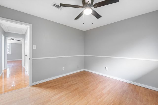 239 Blackwater Lane, Houston, TX 77015