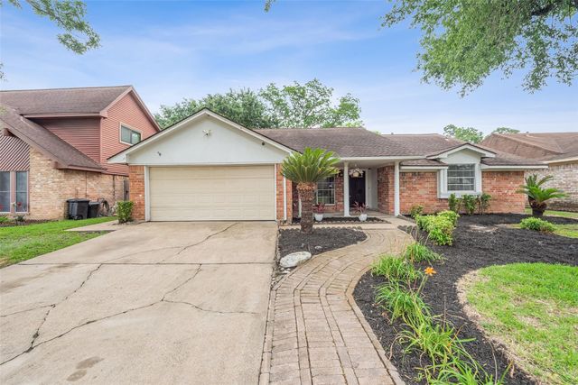 239 Blackwater Lane, Houston, TX 77015