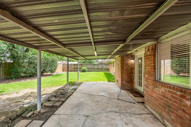 239 Blackwater Lane, Houston, TX 77015