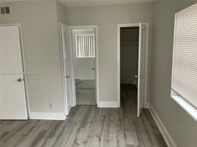 510 SE 9th St 9, Fort Lauderdale, FL 33316