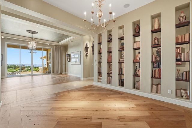 300 Saint Boswell Ct, El Dorado Hills, CA 95762