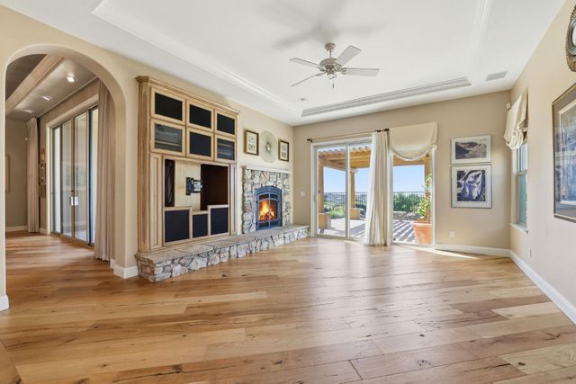 300 Saint Boswell Ct, El Dorado Hills, CA 95762