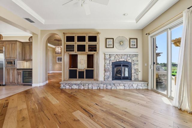300 Saint Boswell Ct, El Dorado Hills, CA 95762