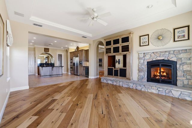 300 Saint Boswell Ct, El Dorado Hills, CA 95762