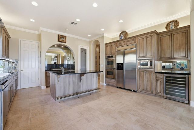 300 Saint Boswell Ct, El Dorado Hills, CA 95762