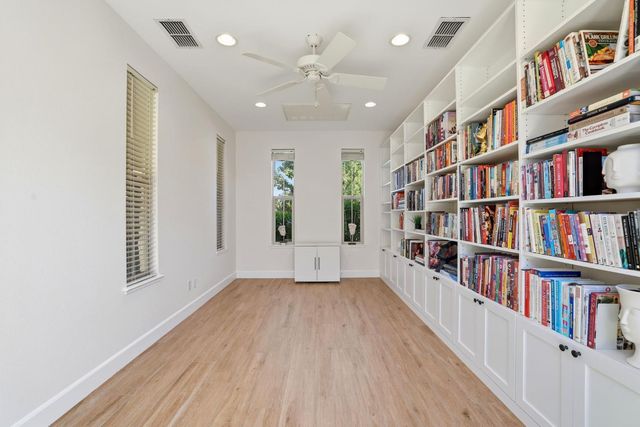 300 Saint Boswell Ct, El Dorado Hills, CA 95762