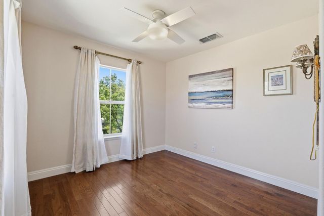 300 Saint Boswell Ct, El Dorado Hills, CA 95762