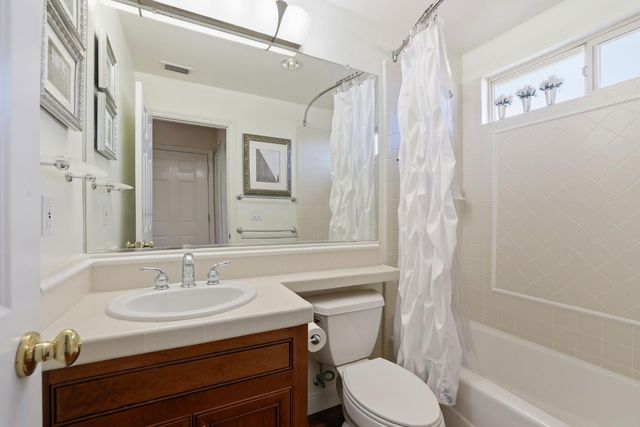 300 Saint Boswell Ct, El Dorado Hills, CA 95762