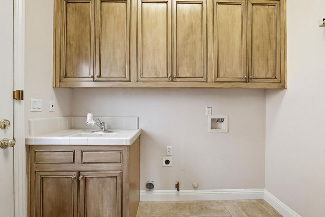 300 Saint Boswell Ct, El Dorado Hills, CA 95762
