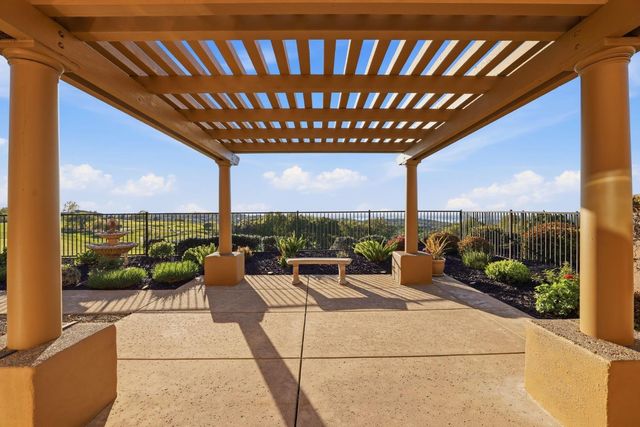 300 Saint Boswell Ct, El Dorado Hills, CA 95762