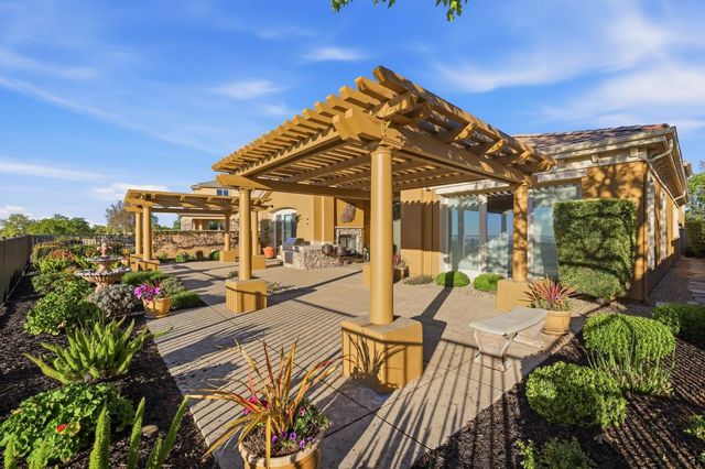 300 Saint Boswell Ct, El Dorado Hills, CA 95762