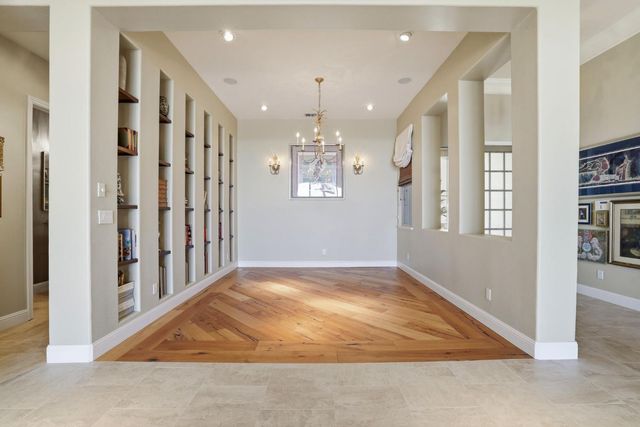 300 Saint Boswell Ct, El Dorado Hills, CA 95762