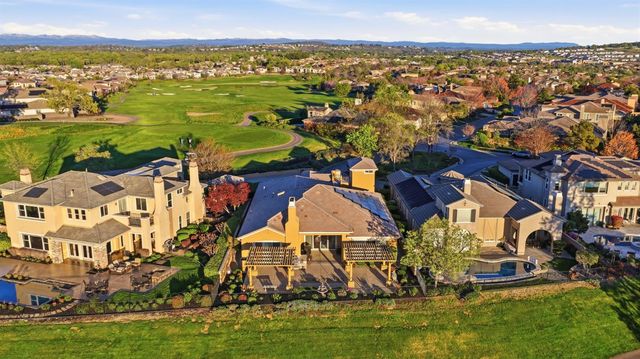 300 Saint Boswell Ct, El Dorado Hills, CA 95762