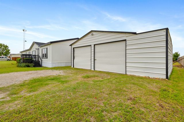 8425 Brahma Drive, Justin, TX 76247