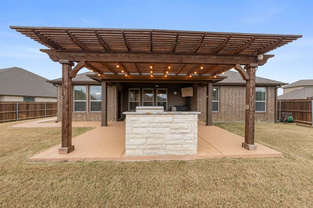 2611 Alden Lane, Mansfield, TX 76084